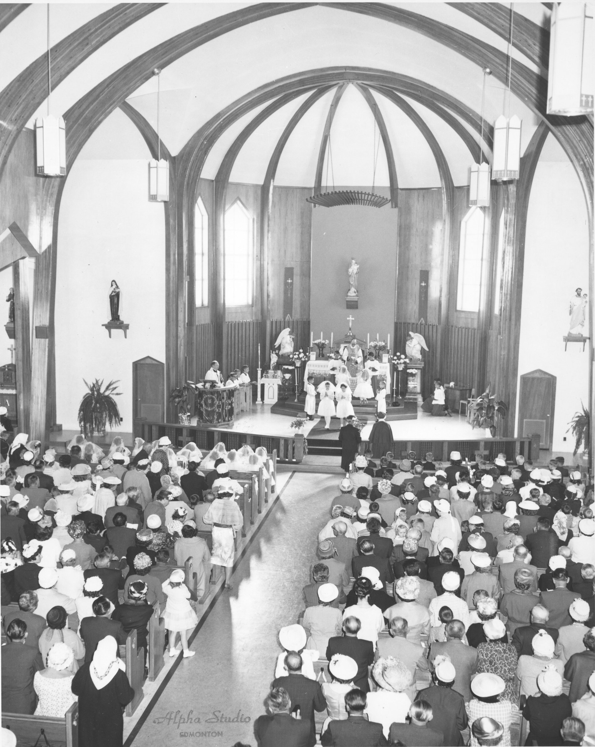 Wnętrze Kościoła, 1960